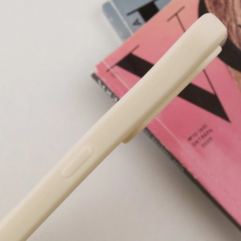 Цветной силиконовый чехол с защитой камеры для Oppo Reno 8T 4G – Бежевый / Antigue White. Фото 7 из 10