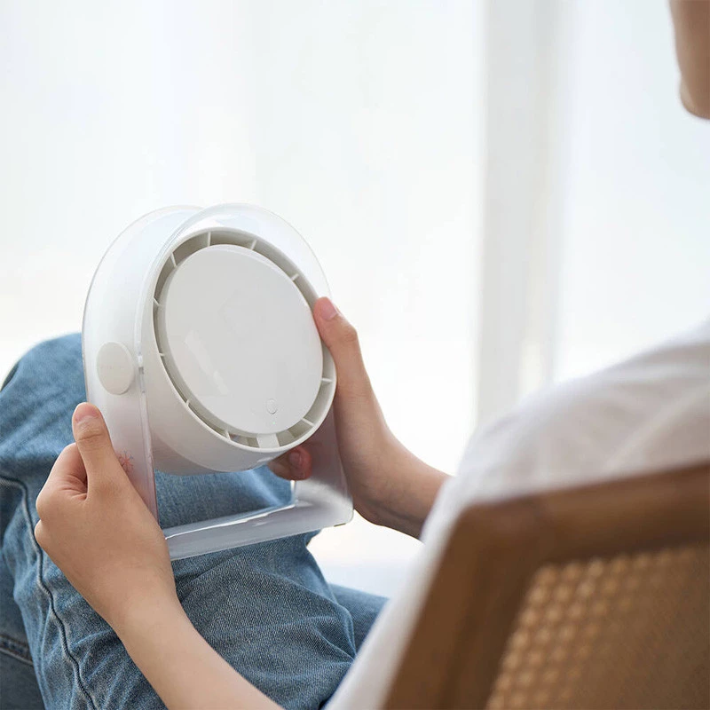 Портативний вентилятор WIWU WI-FS07 Snow desktop fan – White. Фото 6 з 7