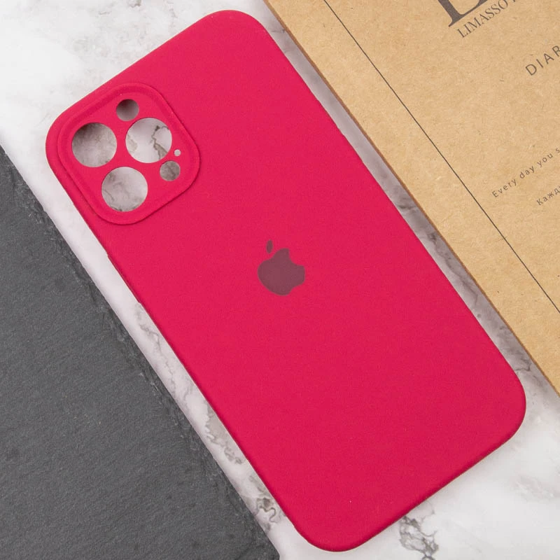 Чехол Silicone Case с защитой камеры для Apple iPhone 12 Pro Max (6.7") – Красный / Rose Red. Фото 7 из 8
