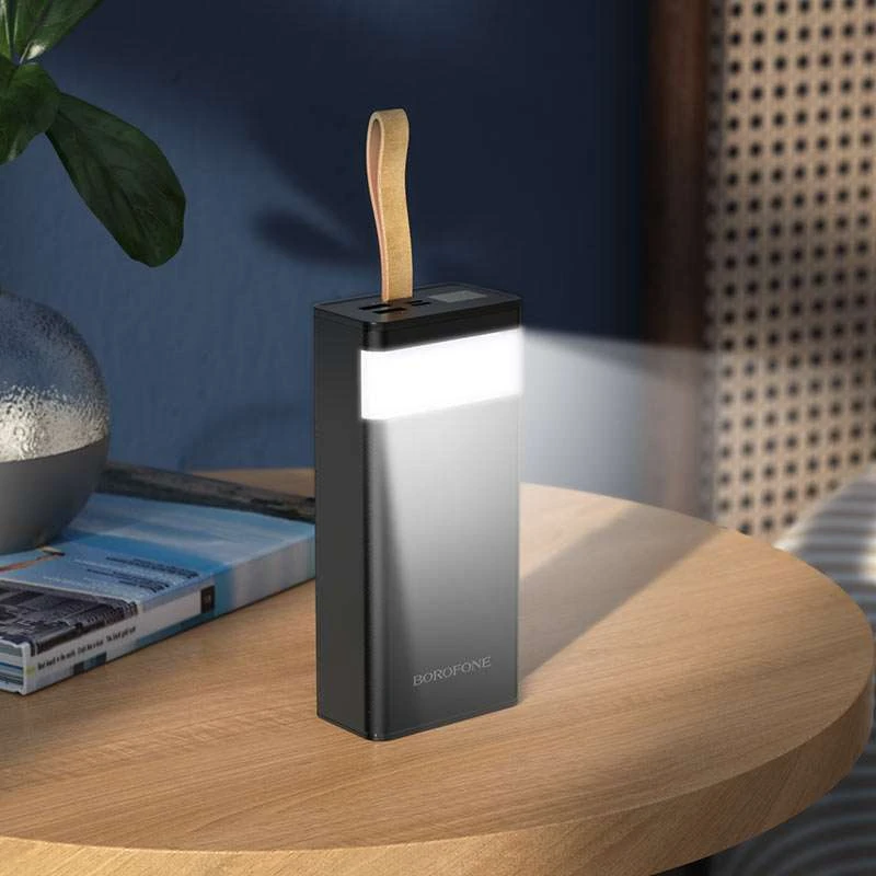 Портативное зарядное устройство Power Bank BOROFONE BJ18A 30000 mAh – Черный. Фото 4 из 5