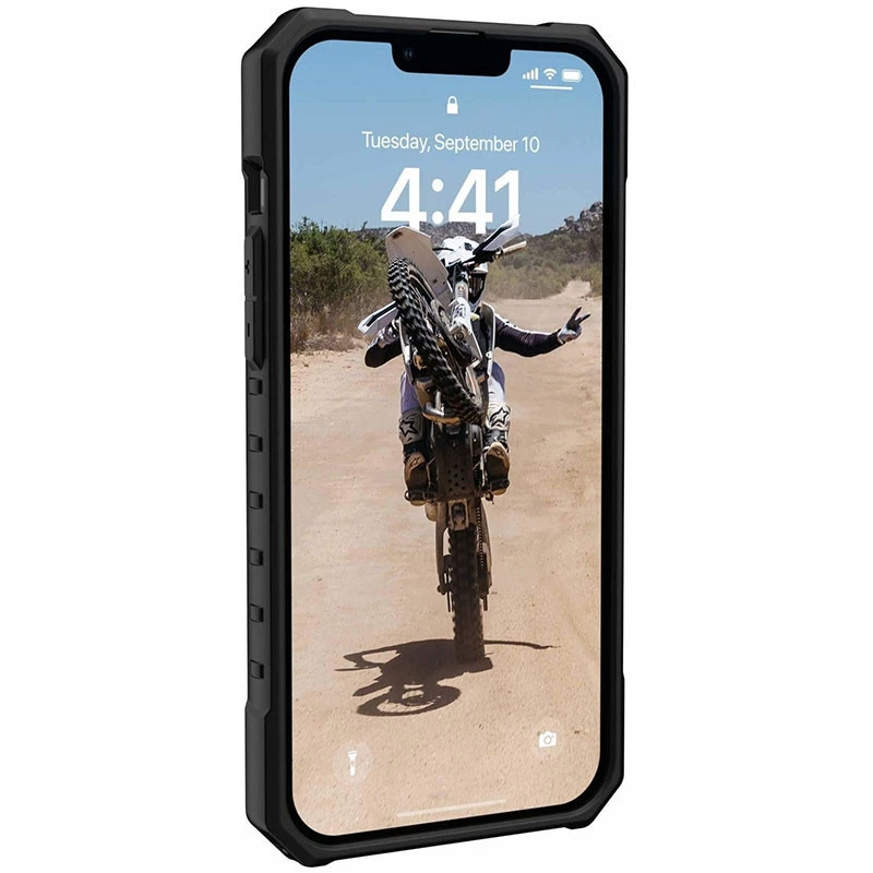 Ударостійкий чохол UAG Pathfinder з MagSafe на Apple iPhone 14 Plus – Чорний. Фото 3 з 6