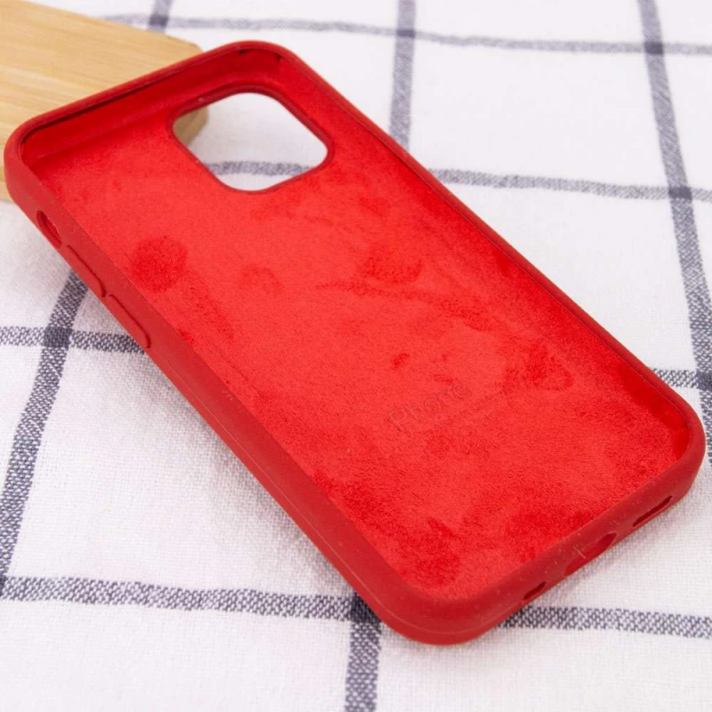Чохол Silicone Case з закритим низом на Apple iPhone 13 Pro (6.1") – Червоний / Dark Red. Фото 3 з 3