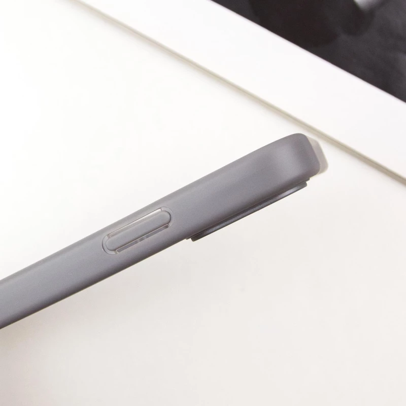 Прозорий силіконовий чохол з кольоровою на окантовкою на Apple iPhone 14 (6.1") – Grey. Фото 4 з 7