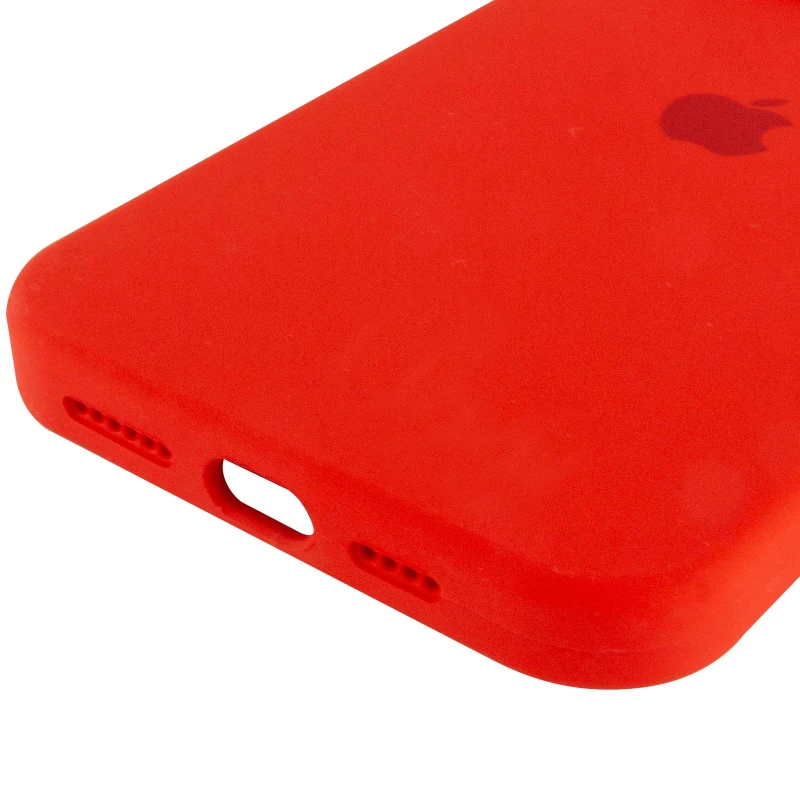 Чохол Silicone Case з закритим низом на Apple iPhone 16 Pro – Червоний / Red. Фото 8 з 8