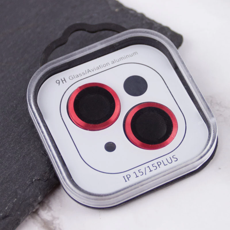 Металлическое защитное стекло на камеру для Apple iPhone 15 (6.1") – Красный / Red. Фото 6 из 9