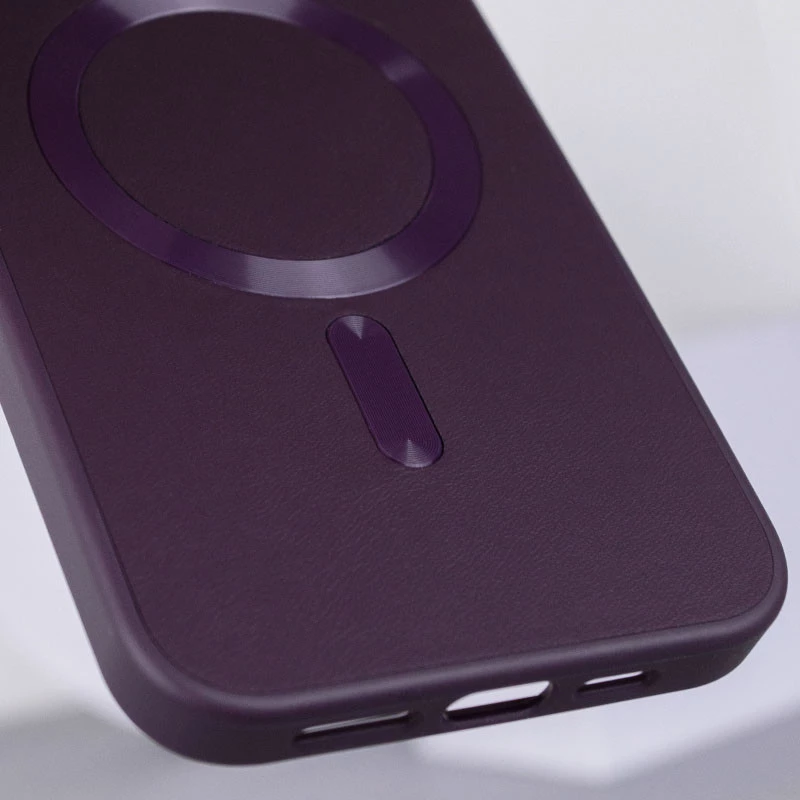 Кожаный чехол Bonbon с металлическими кнопками и MagSafe на Apple iPhone 15 (6.1") – Фиолетовый / Dark Purple. Фото 7 из 8