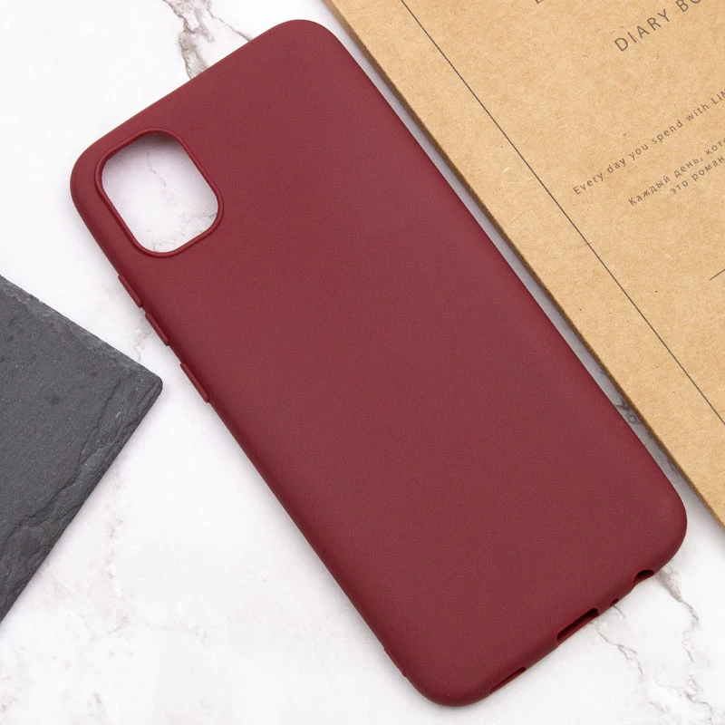 Кольоровий силіконовий чохол на Samsung Galaxy A04e – Бордовий. Фото 5 з 6