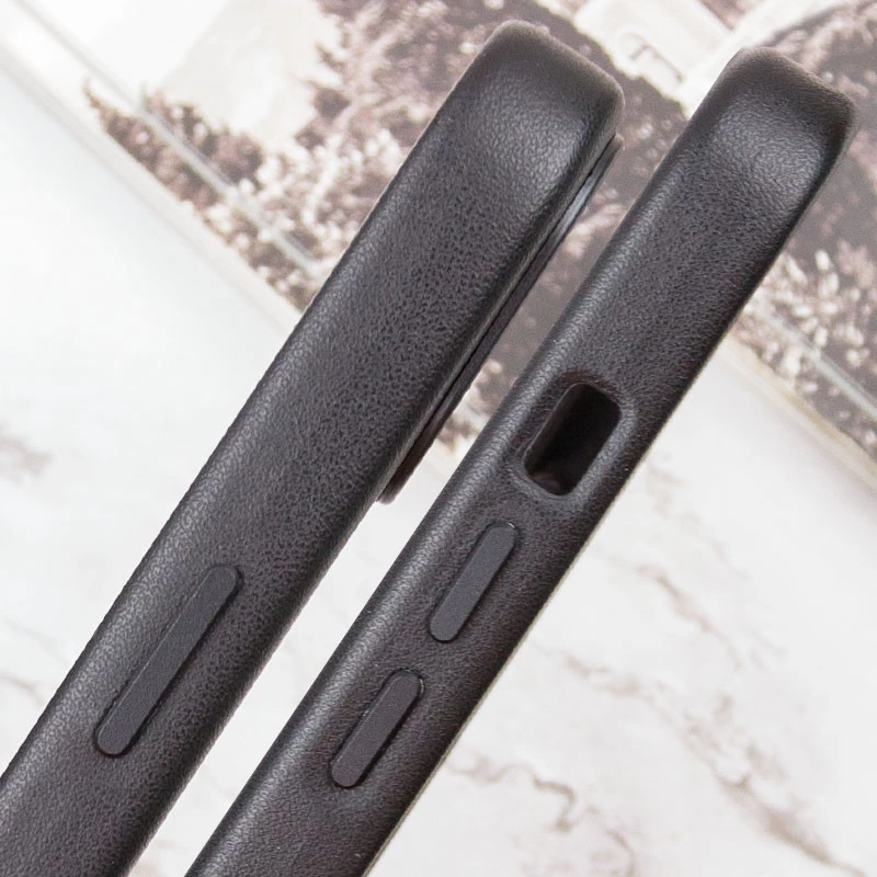 Кожаный чехол Silicone Case Premium с MagSafe and Animation для Apple iPhone 14 (6.1") – Midnight. Фото 5 из 5