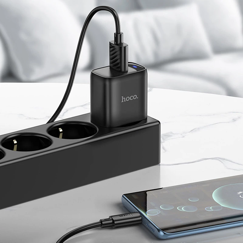 МЗП Hoco C140A Smart QC3.0 (1USB/3A) + Type-C – Black. Фото 5 з 6