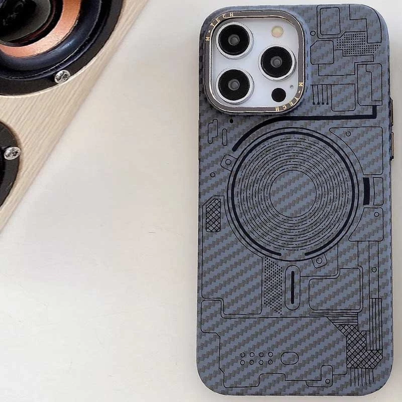 Карбоновий техно чохол з MagSafe на Apple iPhone 15 Pro (6.1") – Grey. Фото 5 з 6