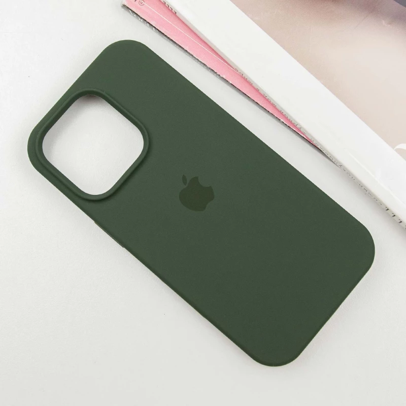 Чохол Silicone Case з закритим низом на Apple iPhone 15 Pro Max (6.7") – Зелений / Cyprus Green. Фото 3 з 10