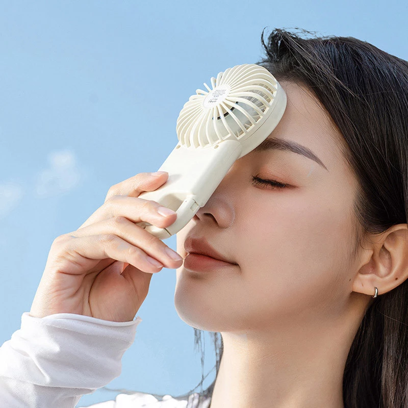 Портативний вентилятор SQT-BF2 з карабіном 1800mAh – White. Фото 4 з 8