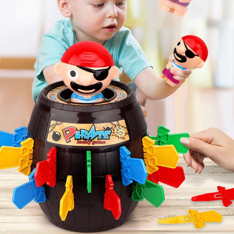 Настільна інтерактивна гра Ummi 669-1 Pirate Lucky Game (зі звуковым эффектом) – Black. Фото 2 з 4