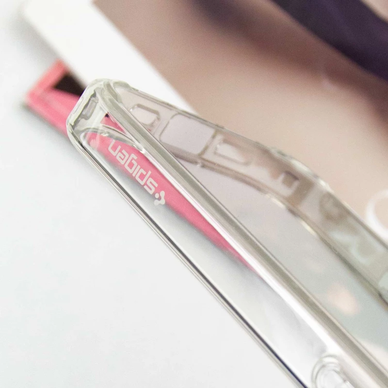 Чохол SGP Ultra Hybrid для Apple iPhone 16 Pro Max – Прозорий. Фото 11 з 11