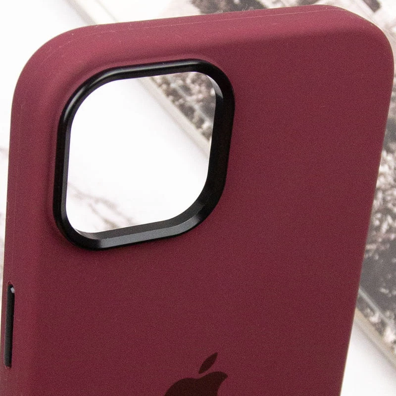 Чохол Silicone Case з металевими кнопками на Apple iPhone 12 Pro Max (6.7") – Бордовий / Plum. Фото 9 з 9