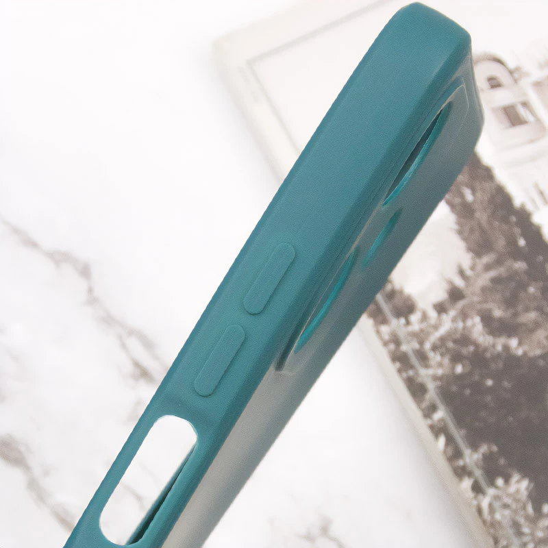 Цветной силиконовый чехол с защитой камеры для Infinix Hot 30i – Зеленый / Green. Фото 4 из 5