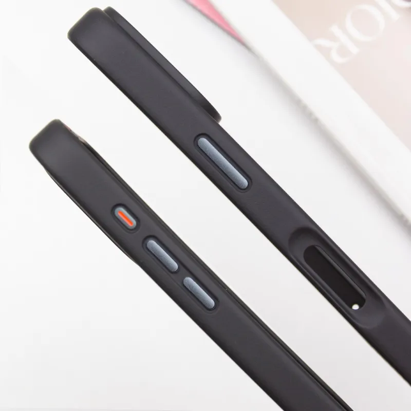 TPU+PC чохол Metal Buttons with Magnetic Fit для Apple iPhone 16 Pro – Чорний / Black. Фото 6 з 9