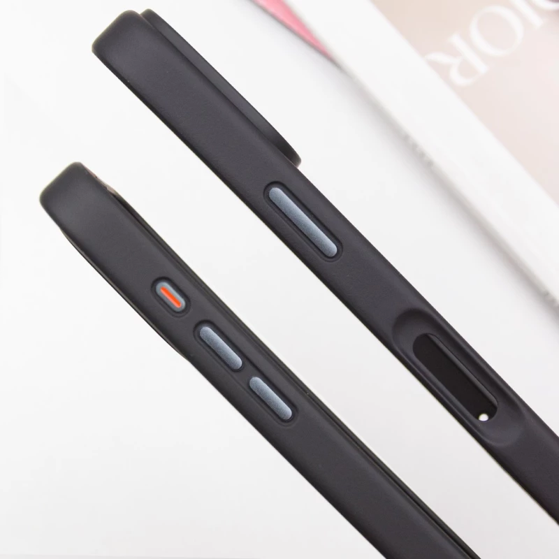 TPU+PC з металевими кнопками та MagSafe на Apple iPhone 16 – Чорний. Фото 7 з 8