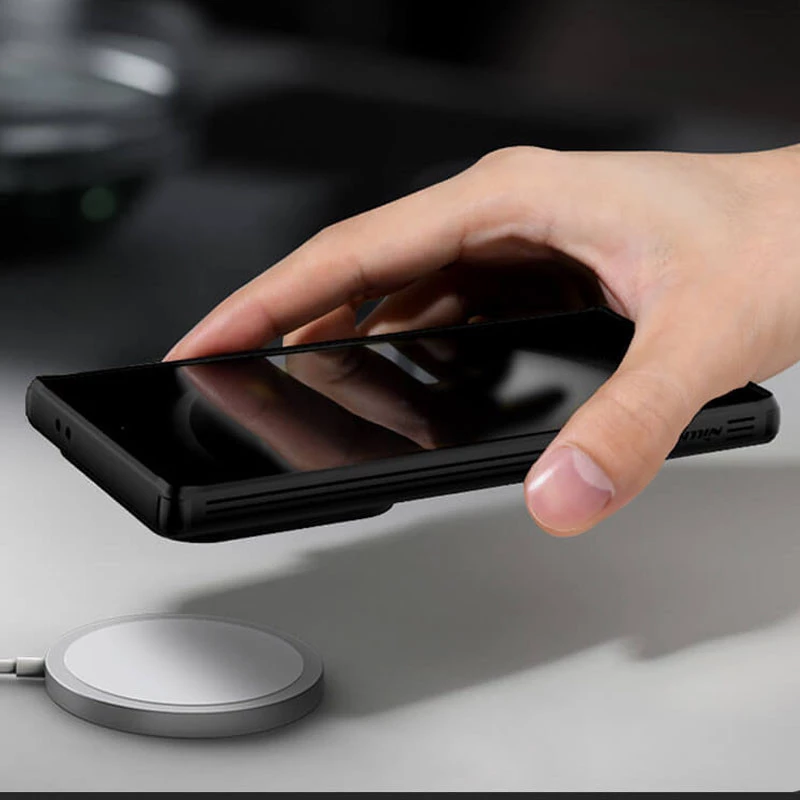 Пластикова накладка Nillkin Pro зі шторкою для камери та магнітом на Samsung Galaxy S24 Ultra – Black. Фото 6 з 8