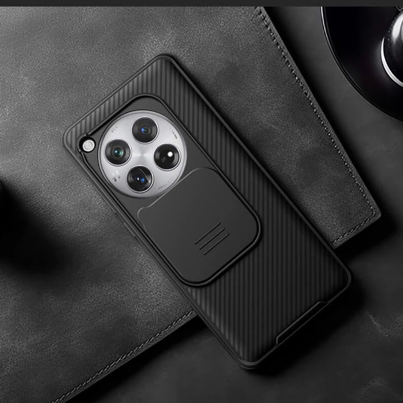 Карбована накладка Nillkin Pro зі шторкою для камери на OnePlus 12 – Black. Фото 7 з 8