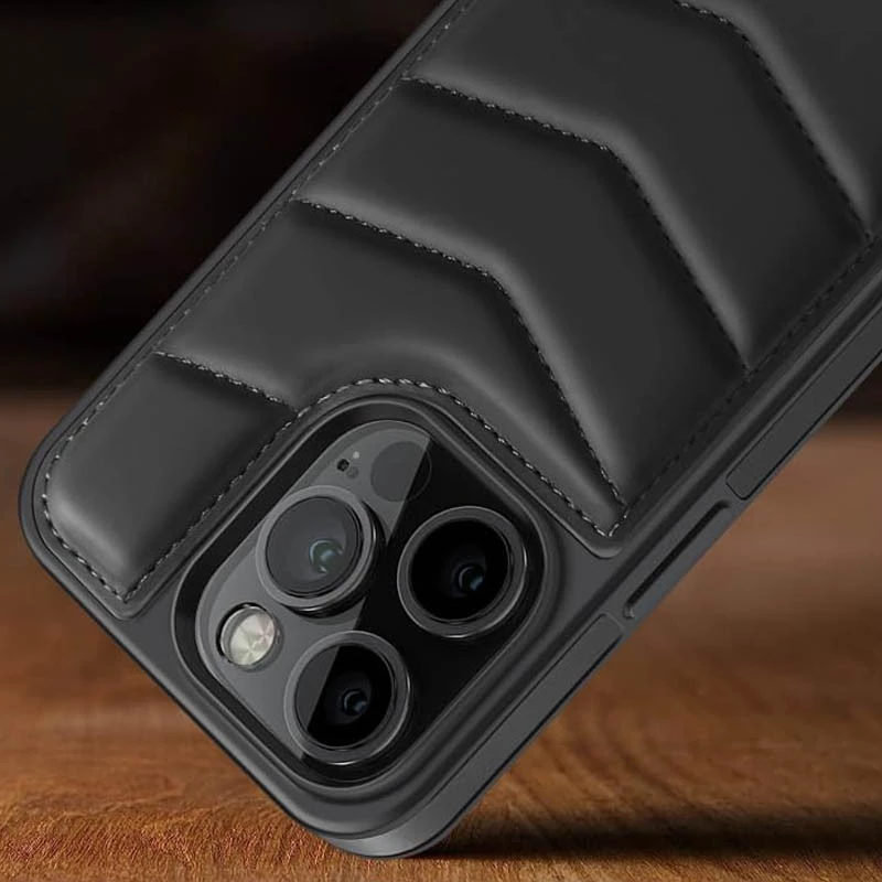 Шкіряна накладка Пуховик з Magnetic Safe на Apple iPhone 16 Pro – Black. Фото 5 з 6