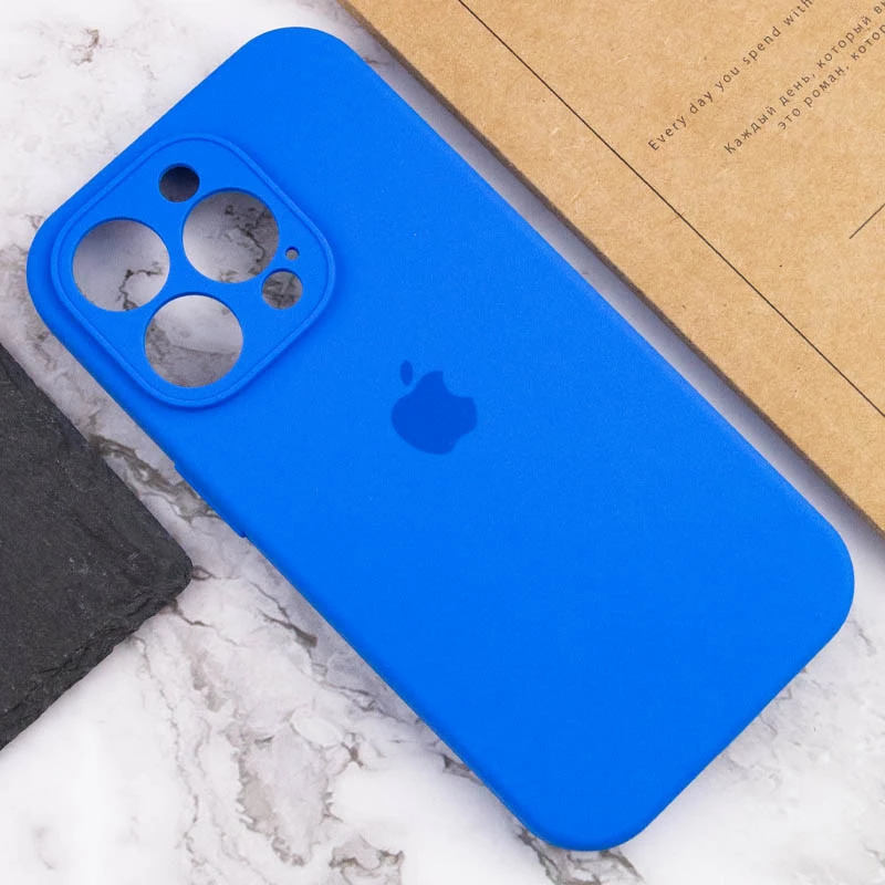 Чехол Silicone Case с защитой камеры для Apple iPhone 15 Pro Max (6.7") – Синий / Capri Blue. Фото 5 из 6