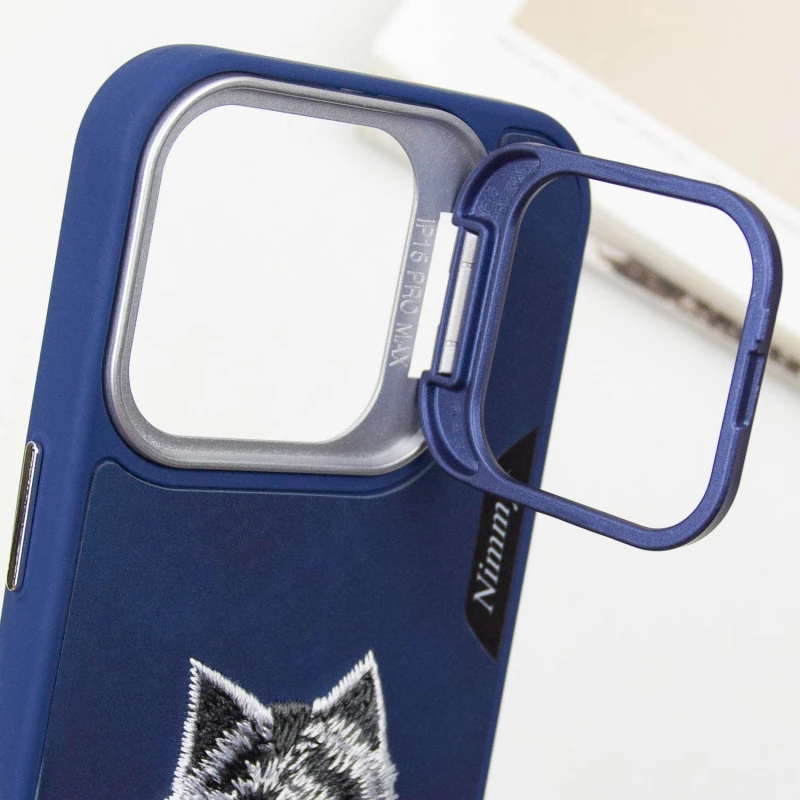 TPU+PC чохол з тваринами для Apple iPhone 15 Pro (6.1") – Blue Wolf. Фото 6 з 7