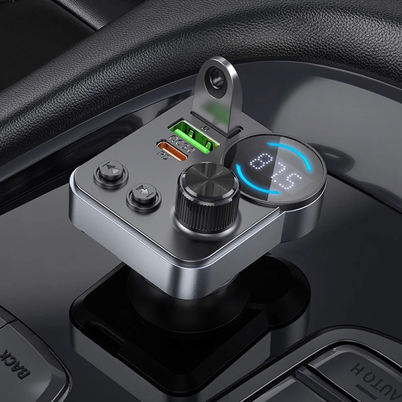 АЗУ FM модулятор Hoco E86 Alegria PD30W+QC3.0 48W (2USB-A/1C) – Black. Фото 6 из 7