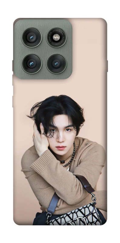 Чехол на Motorola Edge 60 Pro Suga - BTS фото 1 из 1