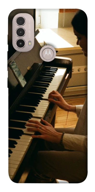 Чехол на Motorola Moto E40 Пианино фото 1 из 1