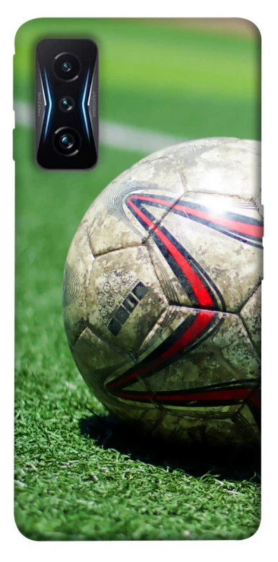 Чехол на Xiaomi Poco F4 GT Мяч на газоне фото 1 из 1