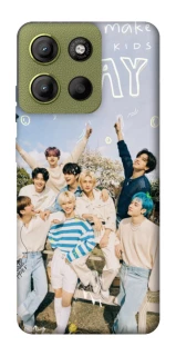 Чехол на Motorola Moto G15 4G Stray Kids One Team фото 1 из 1