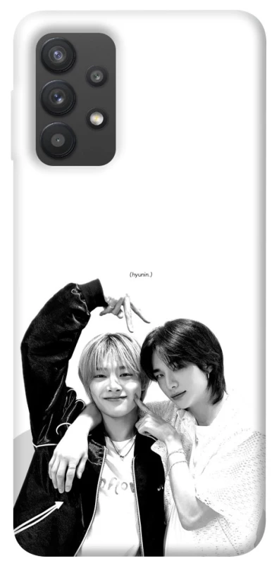 Чехол на Samsung Galaxy A32 (A325F) 4G HyunJin & Jeongin фото 1 из 1