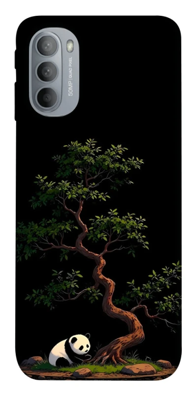 Чохол на Motorola Moto G31 Panda and tree фото 1 з 1