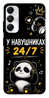 Чехол на Samsung Galaxy A05s У навушниках 24/7 фото 1 из 1