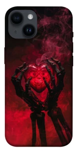 Чехол на Apple iPhone 14 (6.1") Heart in the hands of a skeleton фото 1 из 1
