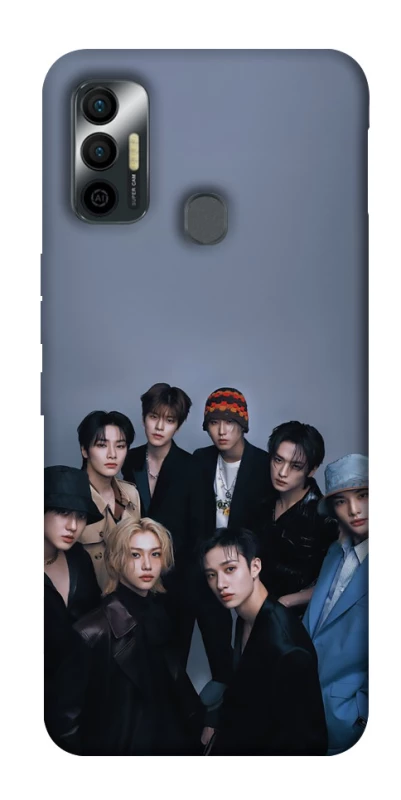 Чехол на TECNO Spark 7 Stray Kids фото 1 из 1