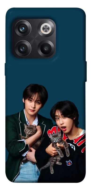 Чехол на OnePlus 10T Lee Know and Han - Stray Kids фото 1 из 1