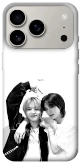 Чехол на Apple iPhone 17 Pro (6.3") HyunJin & Jeongin фото 1 из 1