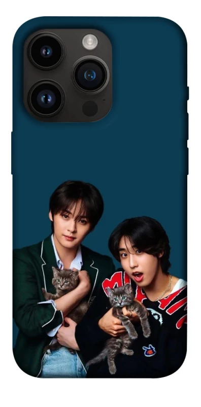 Чехол на Apple iPhone 14 Pro (6.1") Lee Know and Han - Stray Kids фото 1 из 1