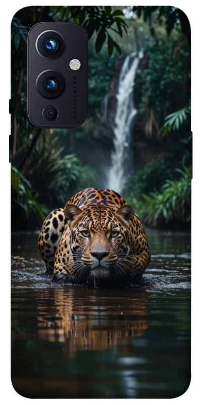 Чехол на OnePlus 9 Leopard in water фото 1 из 1