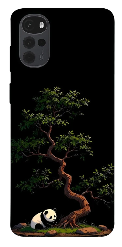 Чохол на Motorola Moto G22 Panda and tree фото 1 з 1