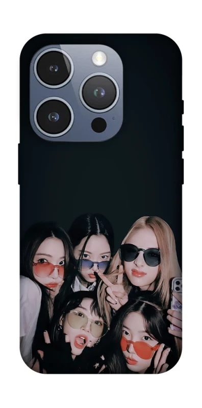 Чехол на Apple iPhone 16 Pro LE SSERAFIM v3 фото 1 из 1