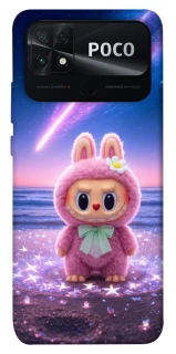 Чехол на Xiaomi Poco C40 Space Labubu фото 1 Чехол на Xiaomi Poco C40 Space Labubu фото 1 из 1