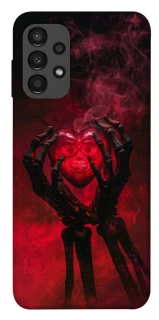 Чехол на Samsung Galaxy A13 4G Heart in the hands of a skeleton фото 1 из 1
