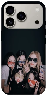 Чехол на Apple iPhone 17 Pro (6.3") LE SSERAFIM v3 фото 1 из 1