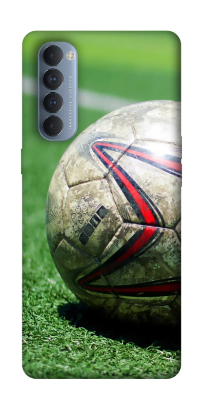 Чехол на Oppo Reno 4 Pro Мяч на газоне фото 1 из 1