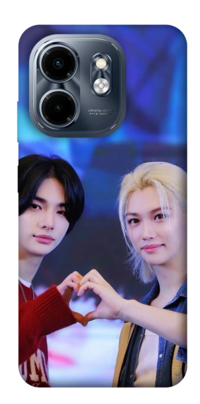 Чехол на Infinix Smart 9 4G / Hot 50i Felix & HyunJin фото 1 из 1