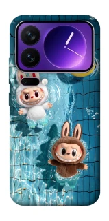 Чехол на Xiaomi 17 Pro Max Labubu in the pool фото 1 из 1