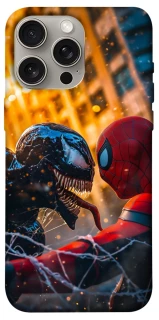 Чехол на Apple iPhone 15 Pro Max (6.7") Venom vs Spiderman фото 1 из 1
